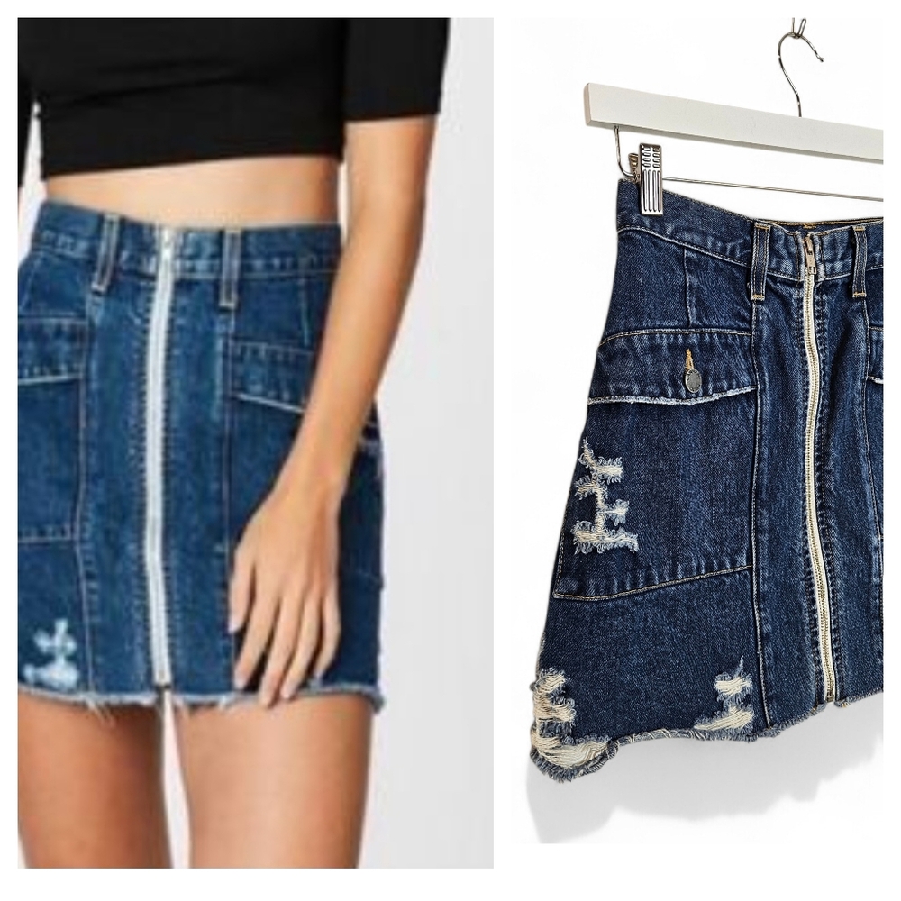 Carmar Denim Cargo Mini Skirt Zip Front Distressed Y2K Utility Size 26